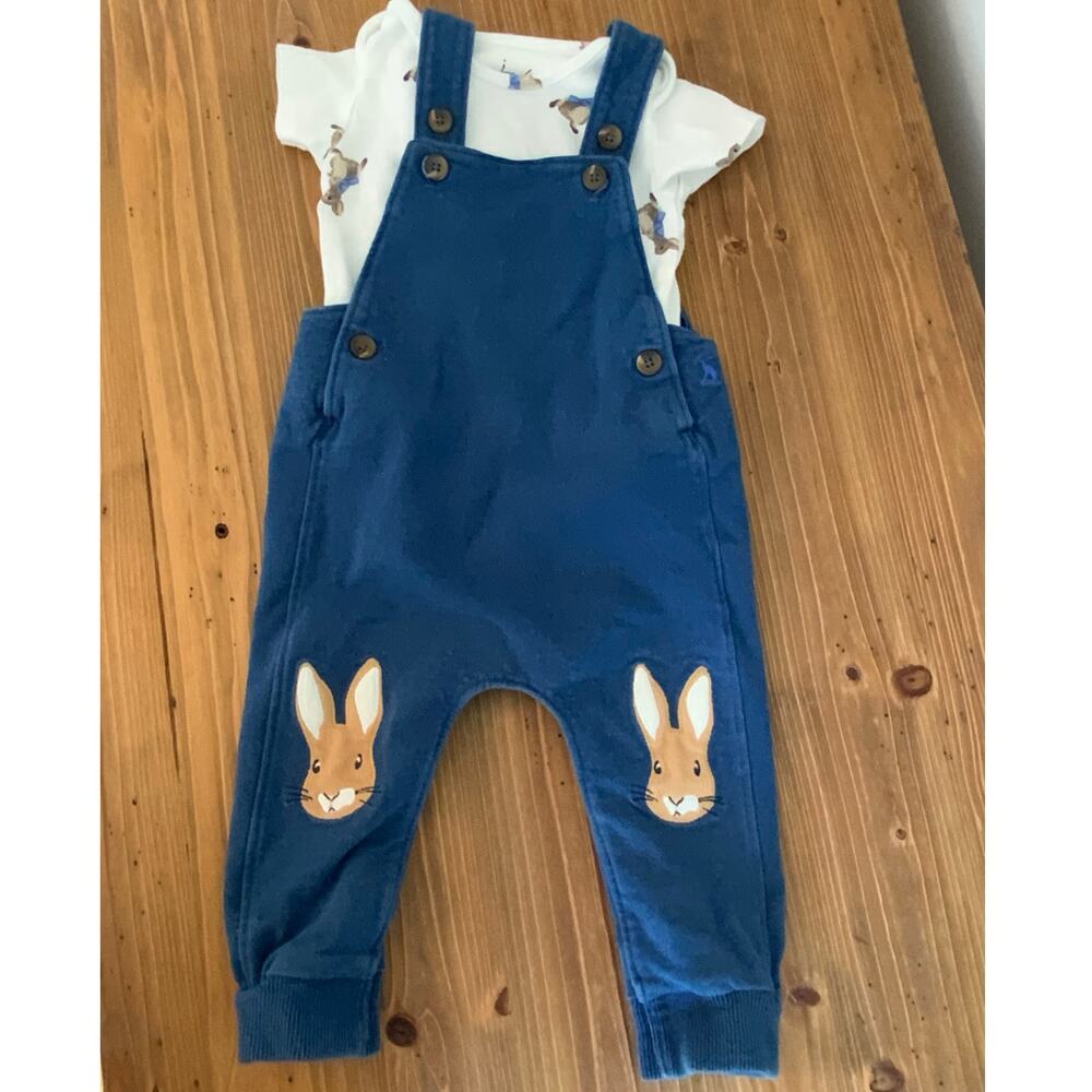 Joules‎ Beatrix Pottery "Peter Rabbit" Wilbur Organic Cotton Dungaree Set